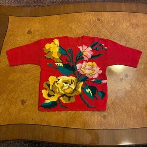 Vintage Handmade 80s knitted fashion flowers design sweater